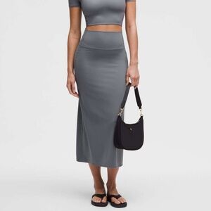 NWT Lululemon Nulu Slim-Fit High-Rise Maxi Skirt
Solar Grey